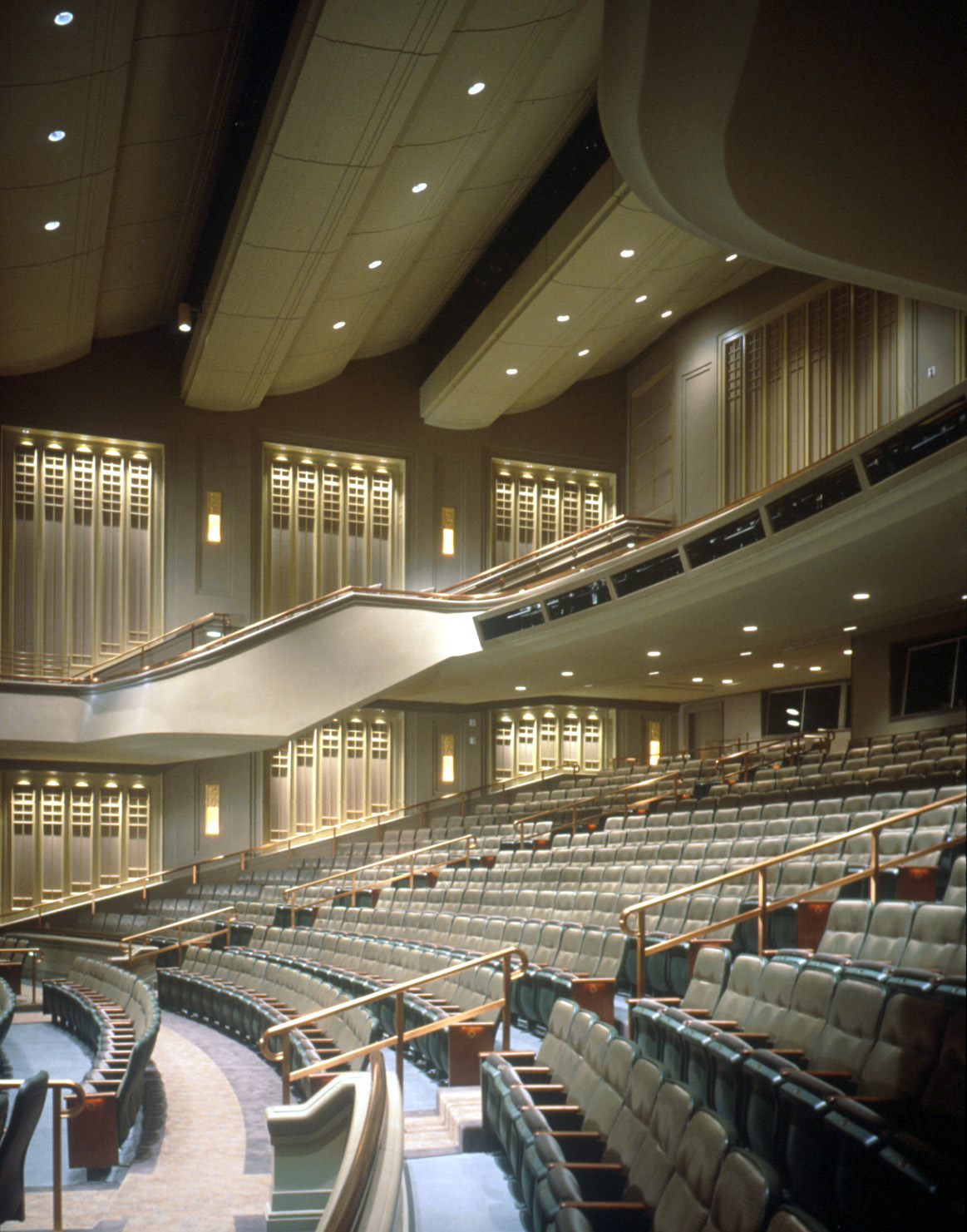 The 900-seat theatre supports smaller events in the Conference Center including breakout sessions, training and other conferences. Conference Center for The Church of Jesus Christ of Latter-Day Saints, Main Street Plaza at Temple Square & Downtown Master Plan, Salt Lake City, Utah © Timothy Hursley