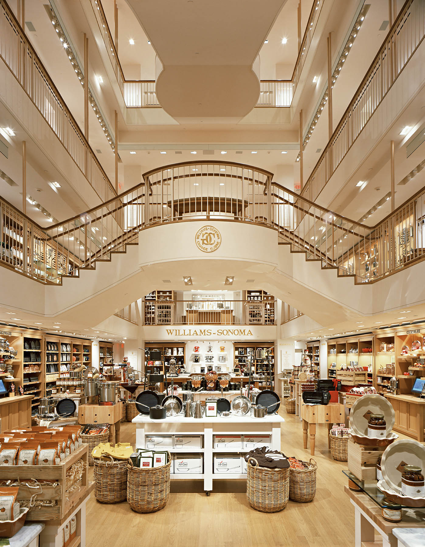 Williams-Sonoma Post Street, San Francisco, California. © Chun Y Lai. All Rights Reserved.